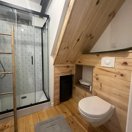 Сasa de vacaciones Avec Vue Imprenable, Au Pied Du Rocher *